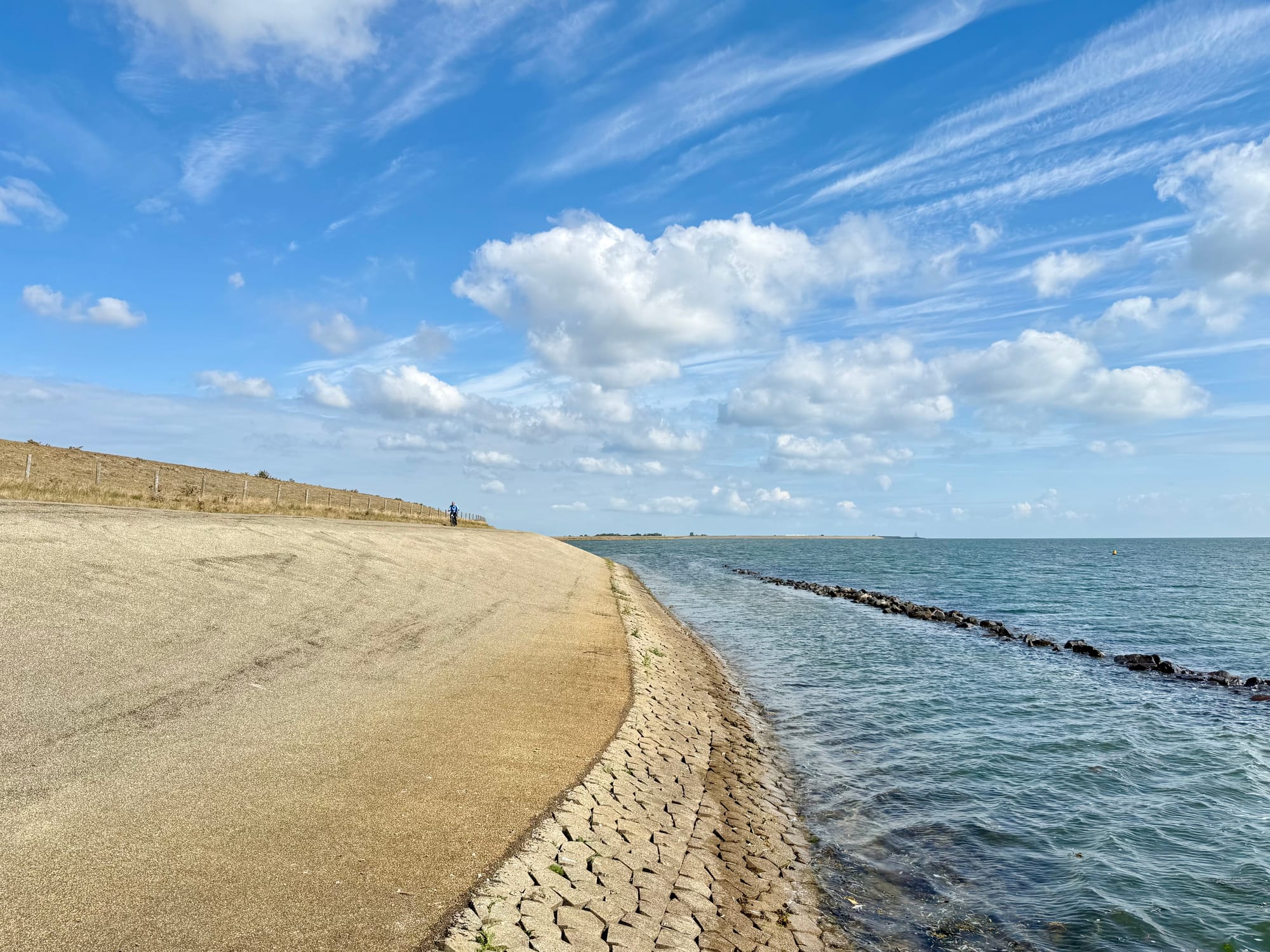 Streams and Archives: Two Ways of Living with Our Digital Data