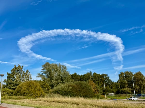 Tracing and Telling: From GPX Tracks to KML Stories