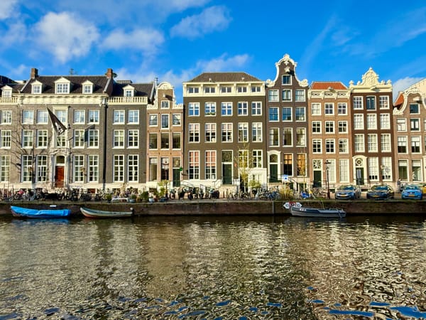 Structuring Knowledge with Obsidian